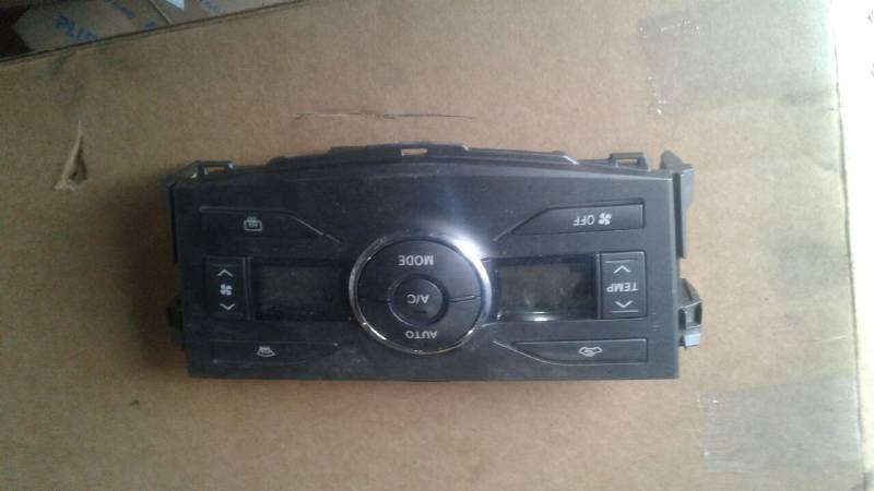2010-2013 MODEL  TOYOTA COROLLA ÇIKMA KLİMA KONTROL PANELİ
